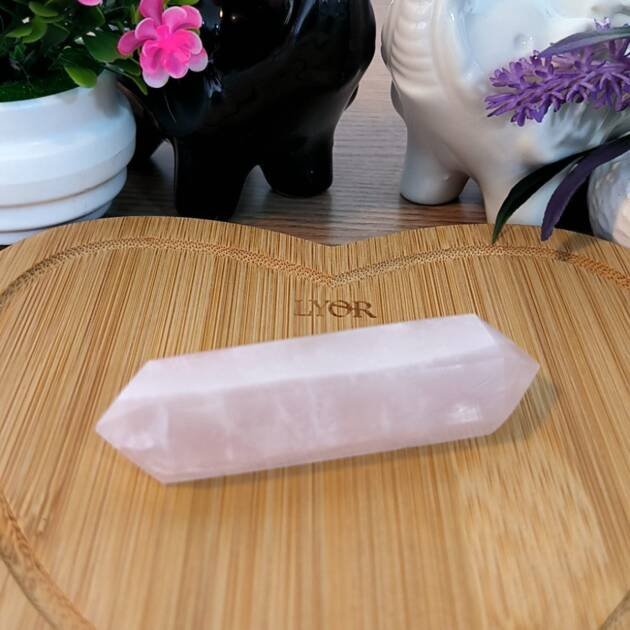 Cristal Ponta Quartzo Rosa – A Pedra do Amor Universal